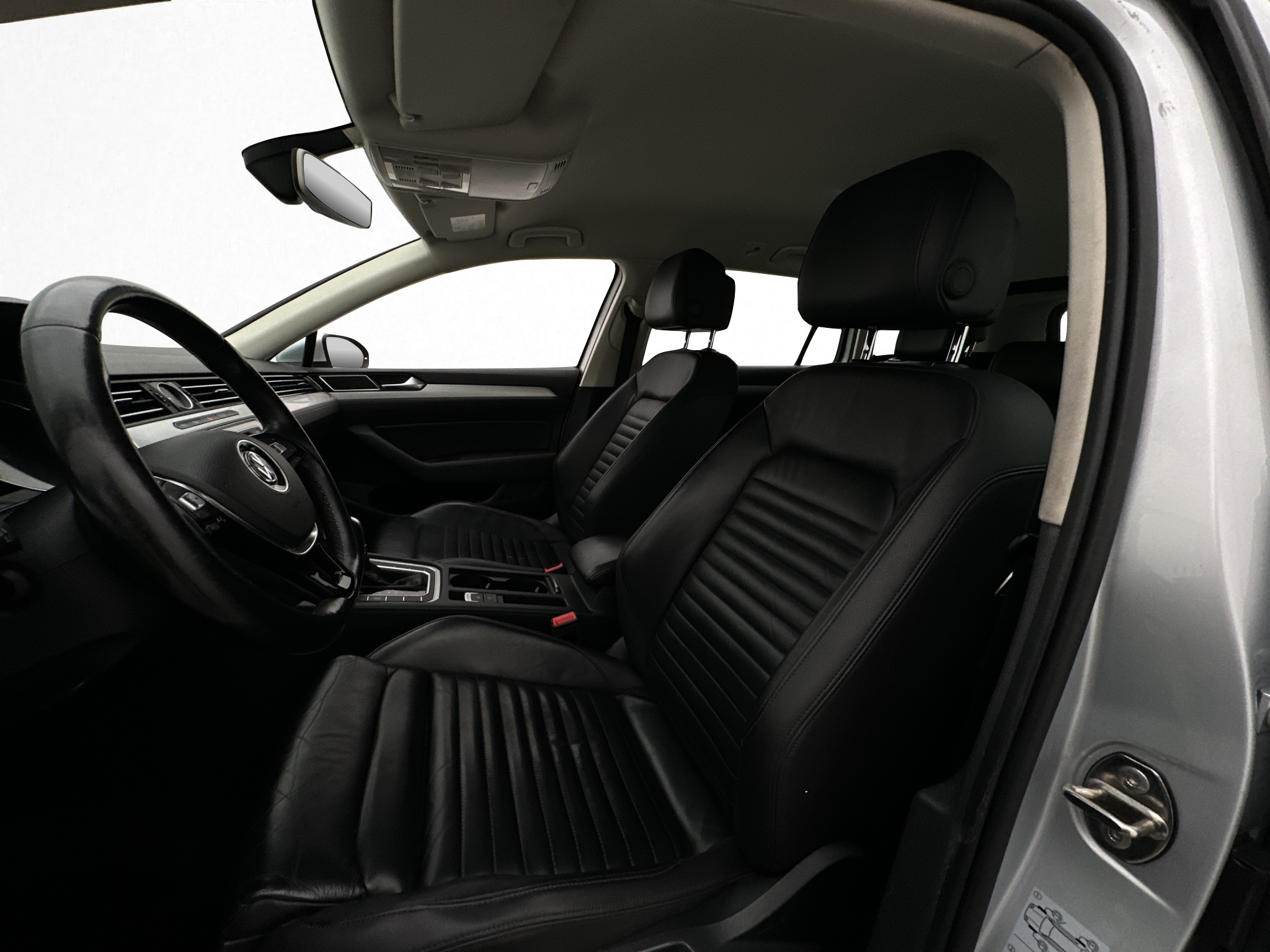Volkswagen Passat 2015 - miniatyr 6