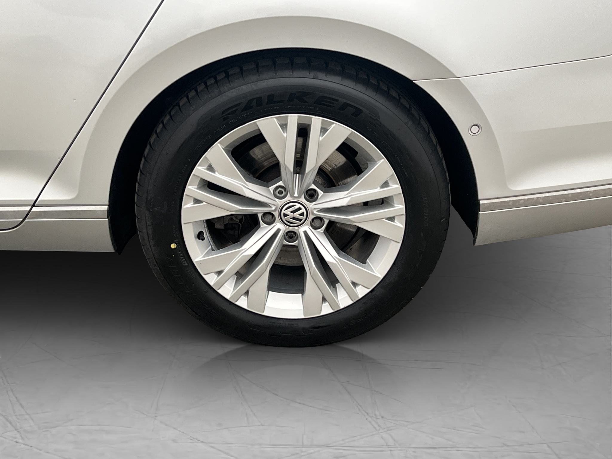 Volkswagen Passat 2016 - miniatyr 32
