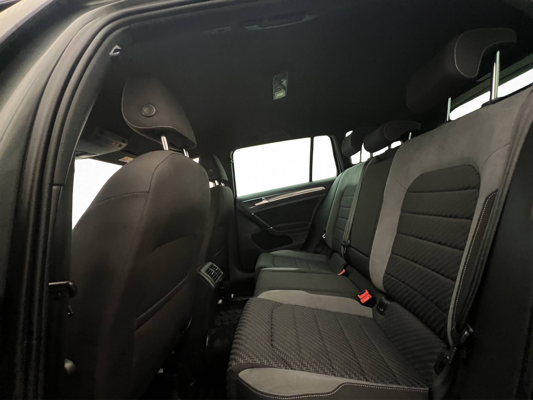 Volkswagen Golf 2019 - miniatyr 23