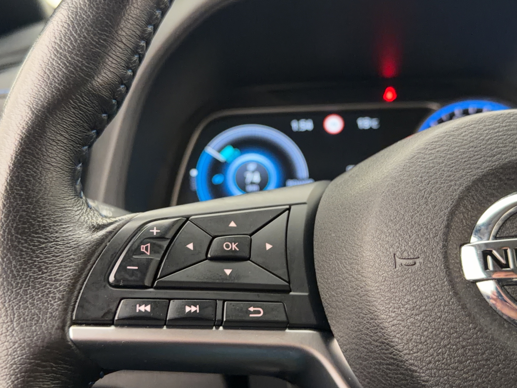 Nissan Leaf 2022 - miniatyr 12