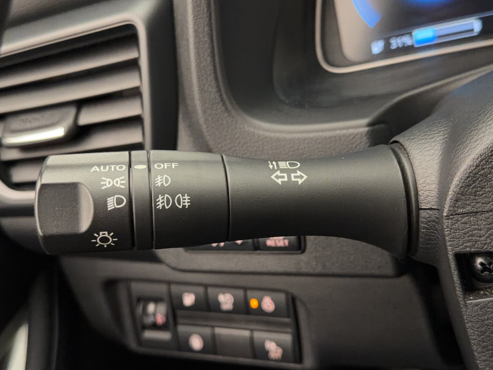 Nissan Leaf 2022 - miniatyr 32