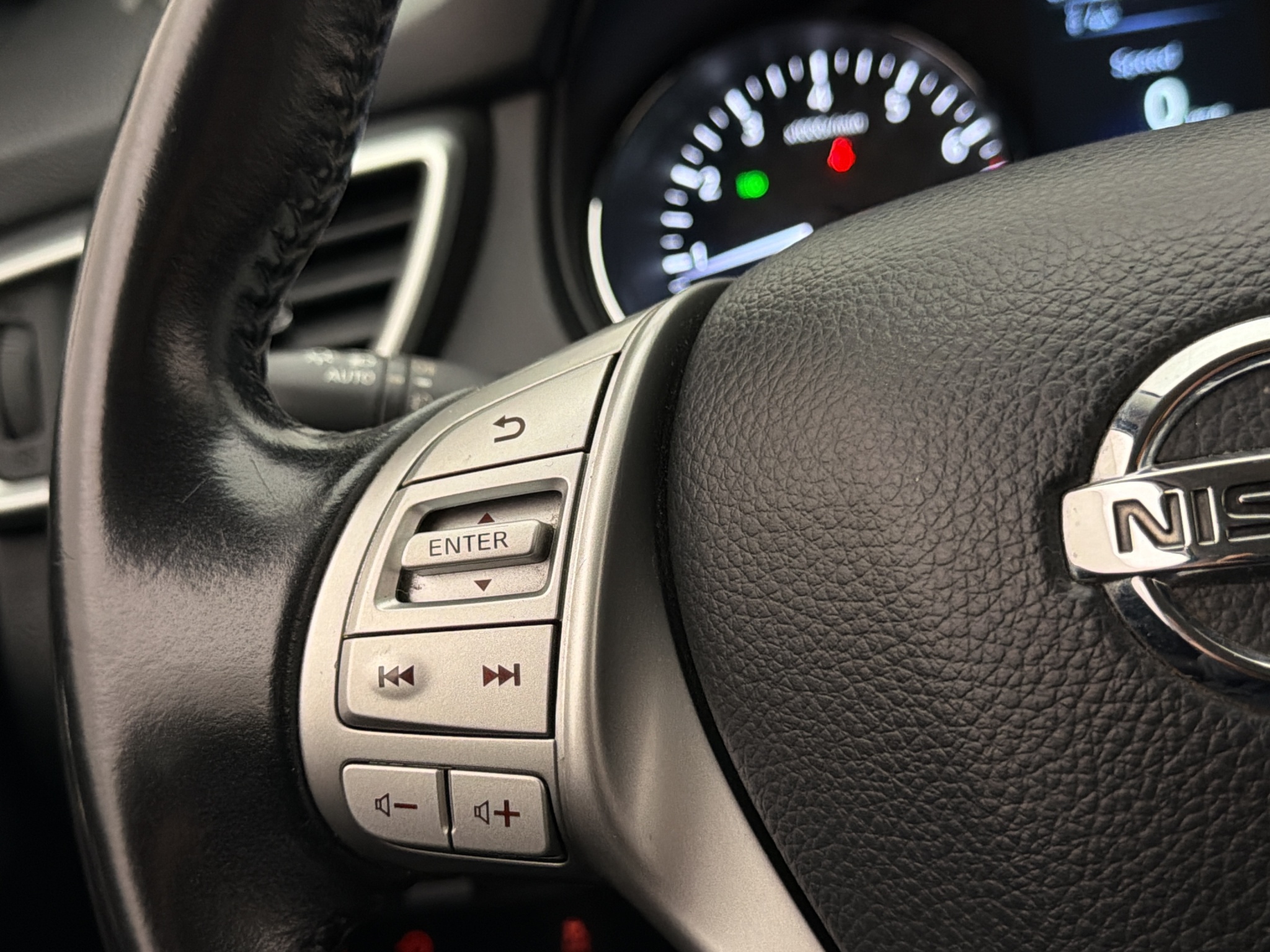 Nissan Qashqai 2016 - miniatyr 12