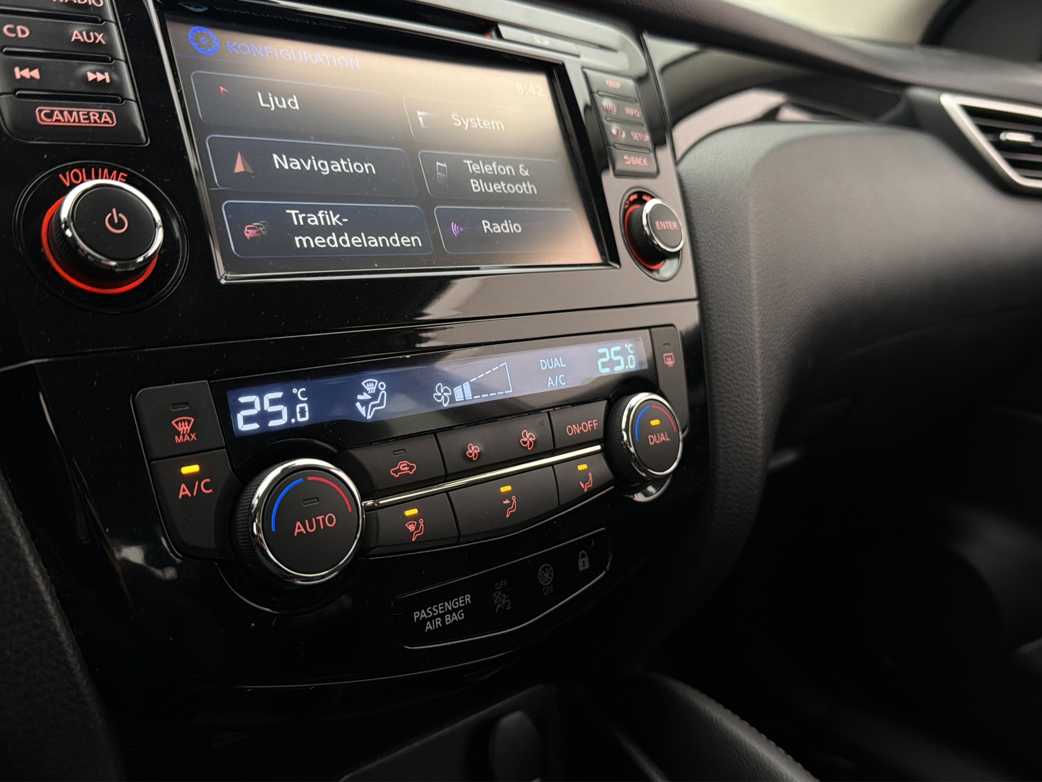 Nissan Qashqai 2016 - miniatyr 22