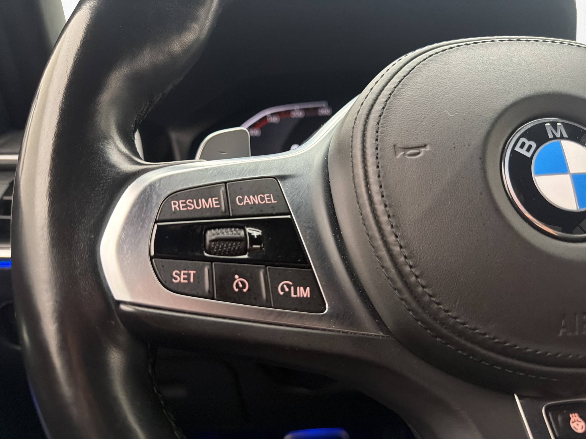 Bmw 330i 2020 - miniatyr 12