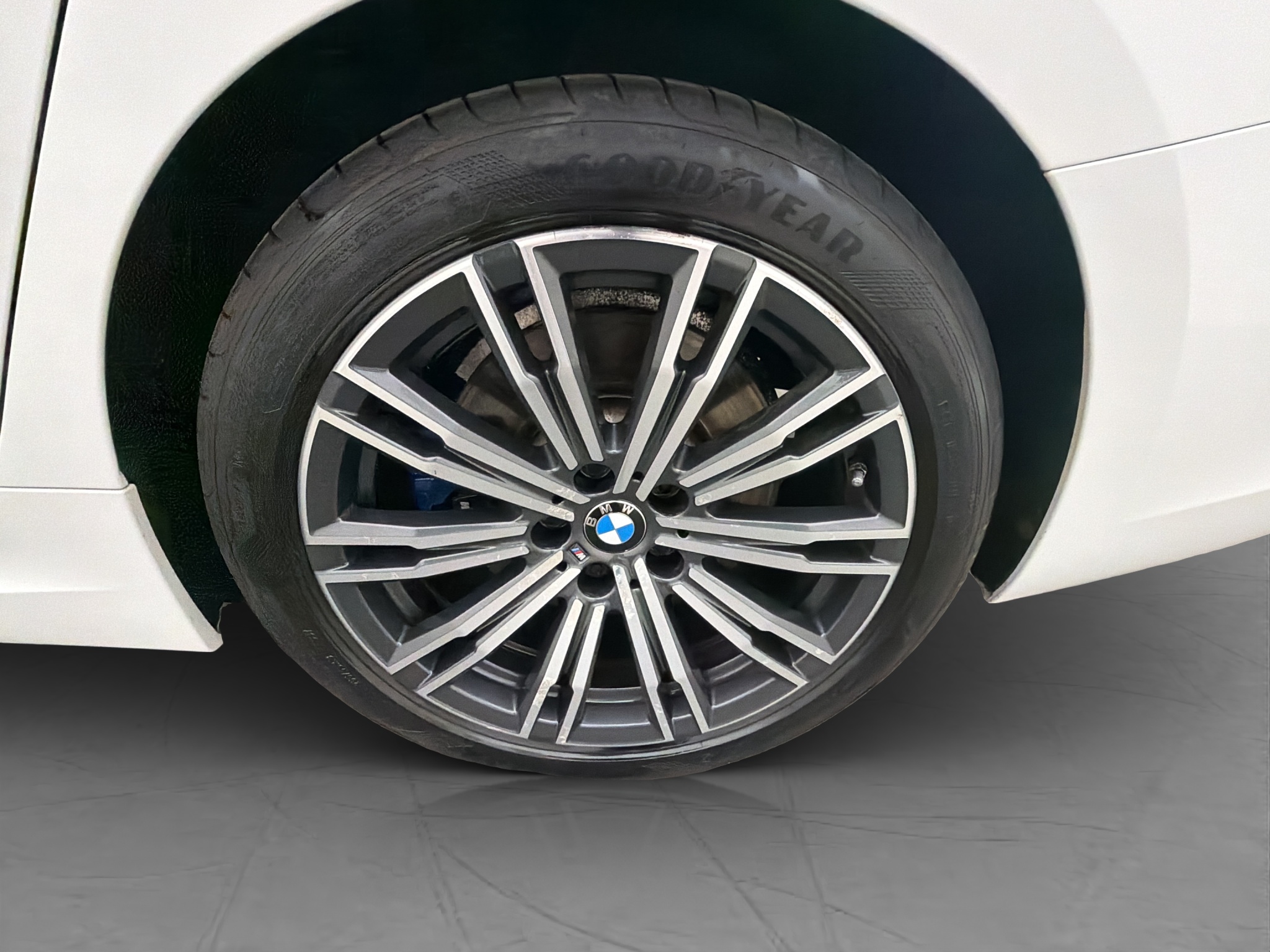 Bmw 330i 2020 - miniatyr 28