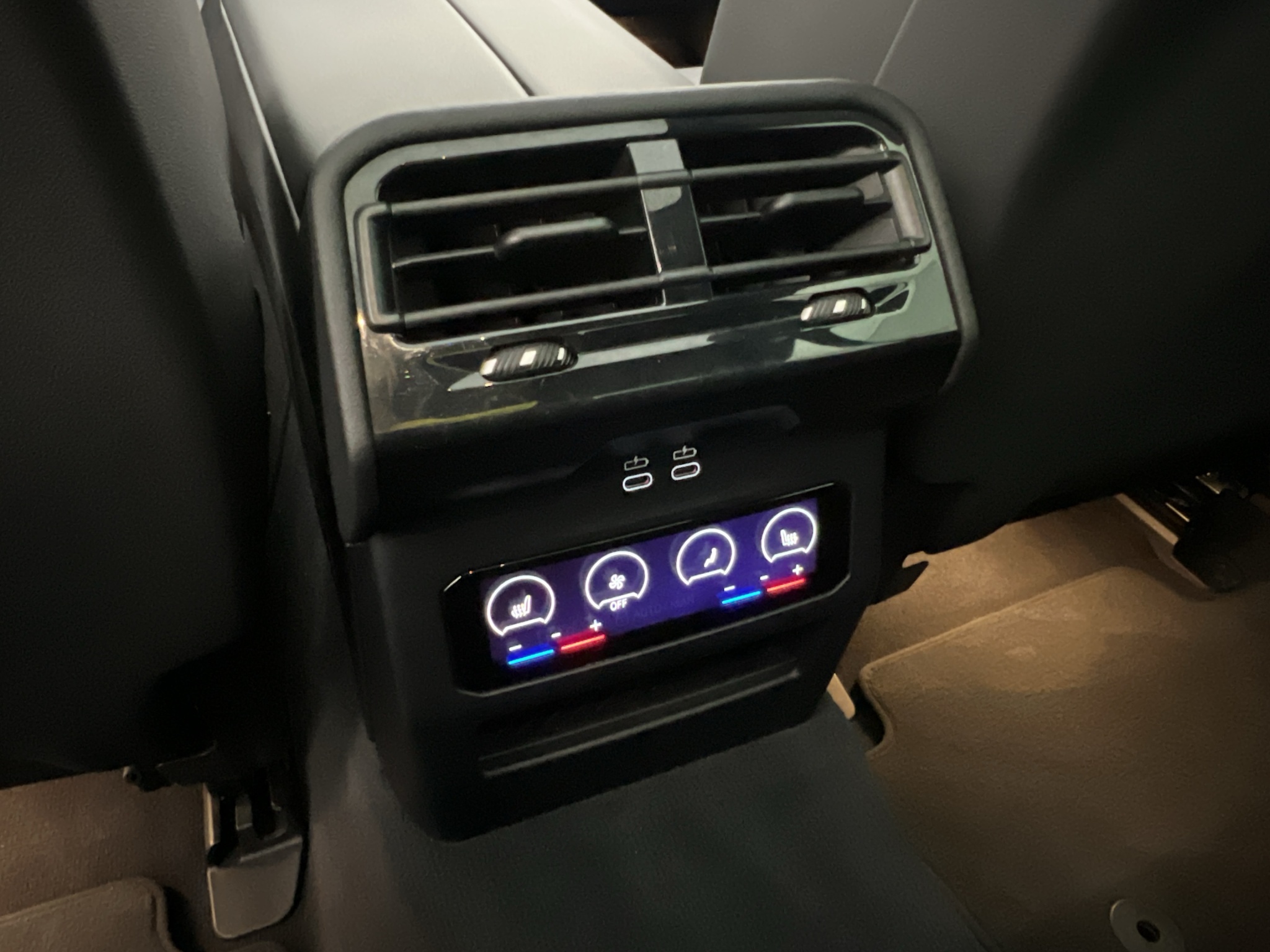 Bmw i5 2024 - miniatyr 28