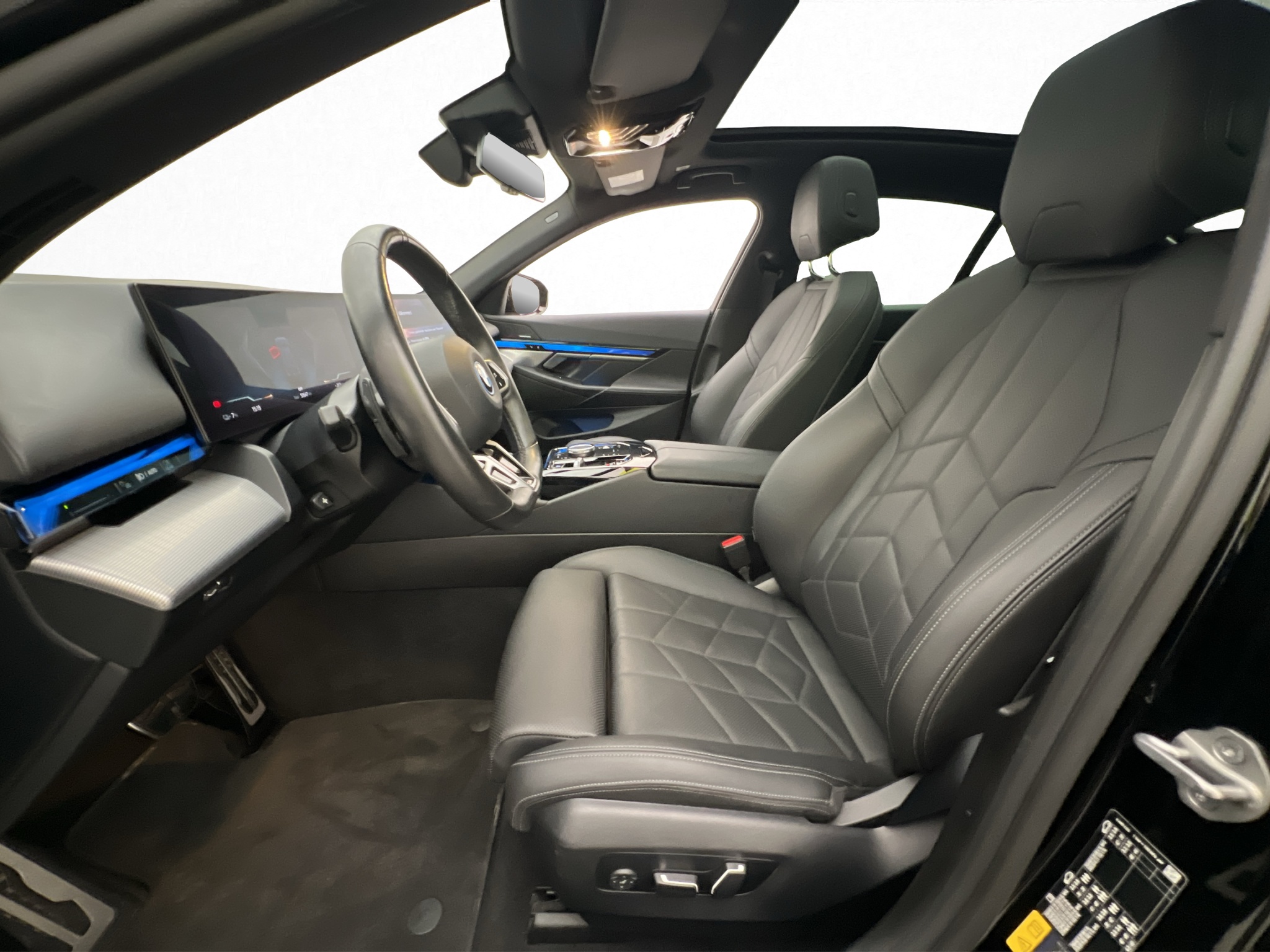 Bmw i5 2024 - miniatyr 8