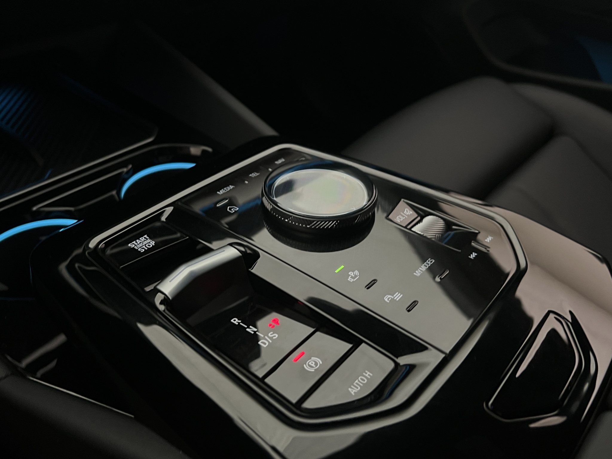 Bmw 530e 2026 - miniatyr 25