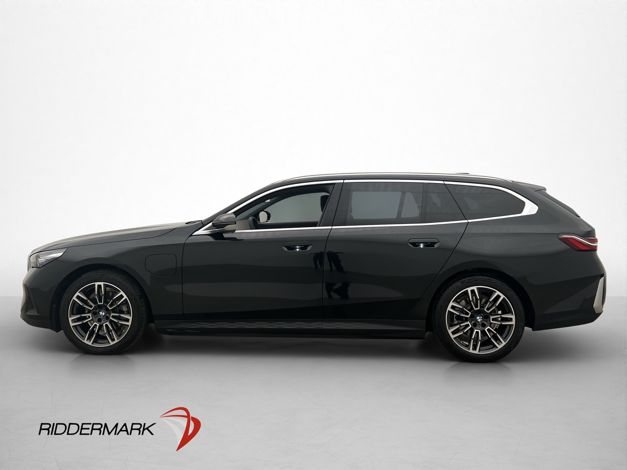 Bmw 530e 2026 - miniatyr 7