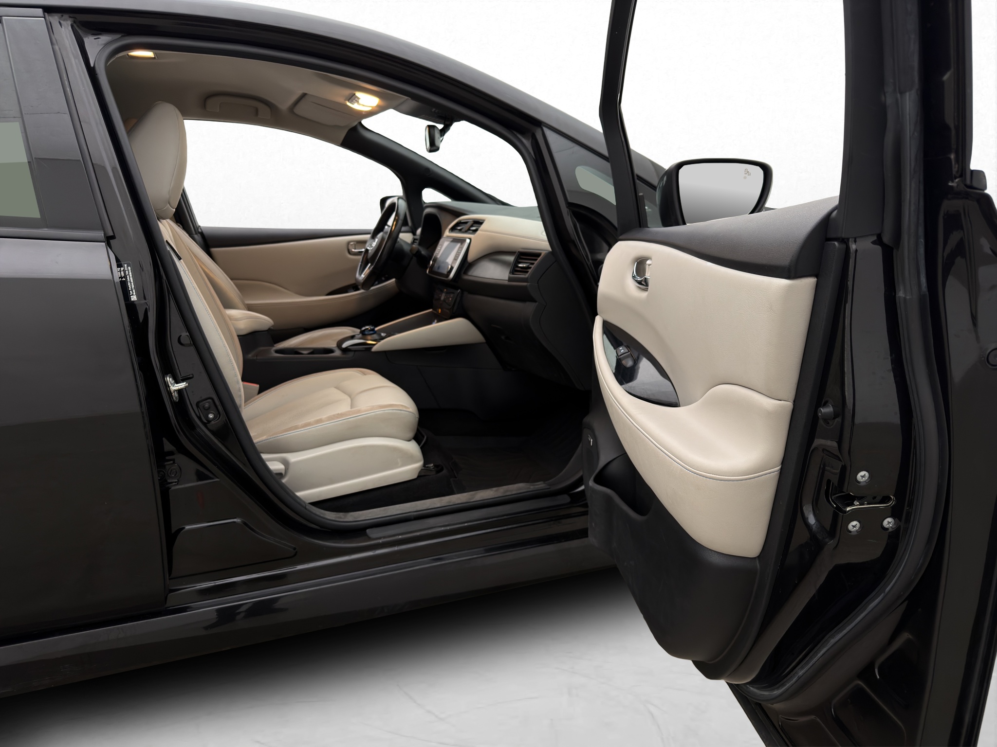 Nissan Leaf 2020 - miniatyr 16