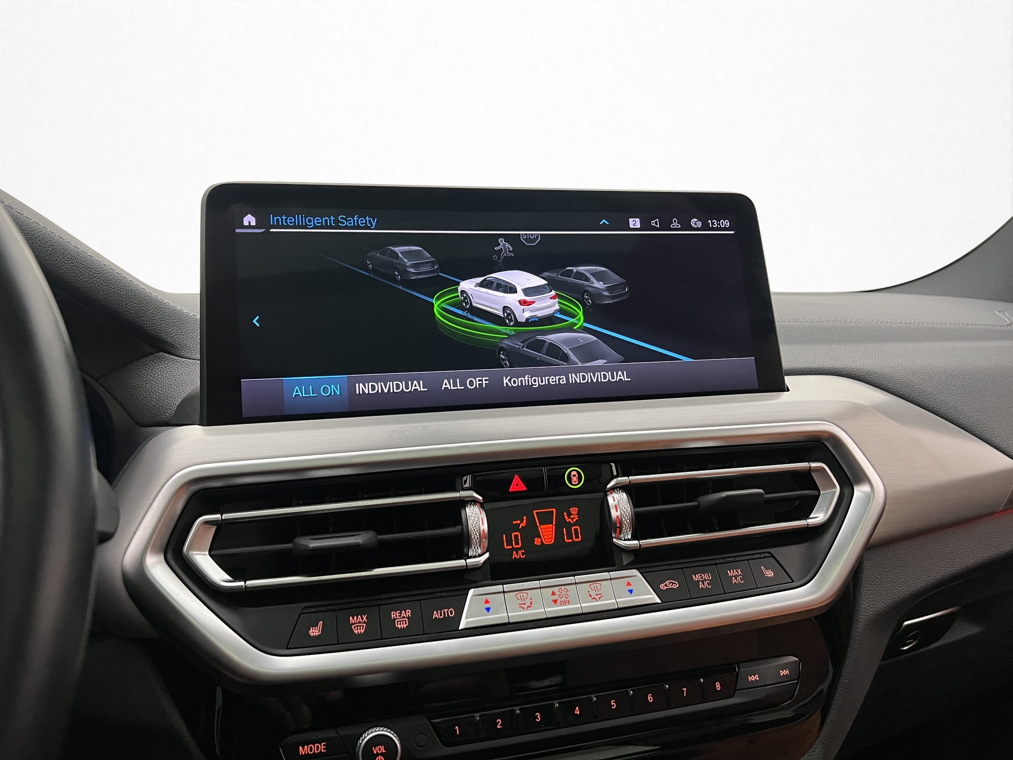 Bmw iX3 2024 - miniatyr 18