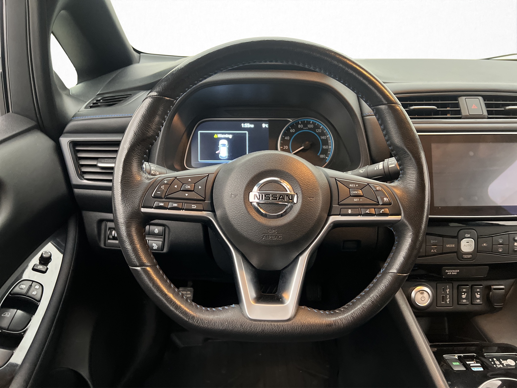 Nissan Leaf 2021 - miniatyr 10