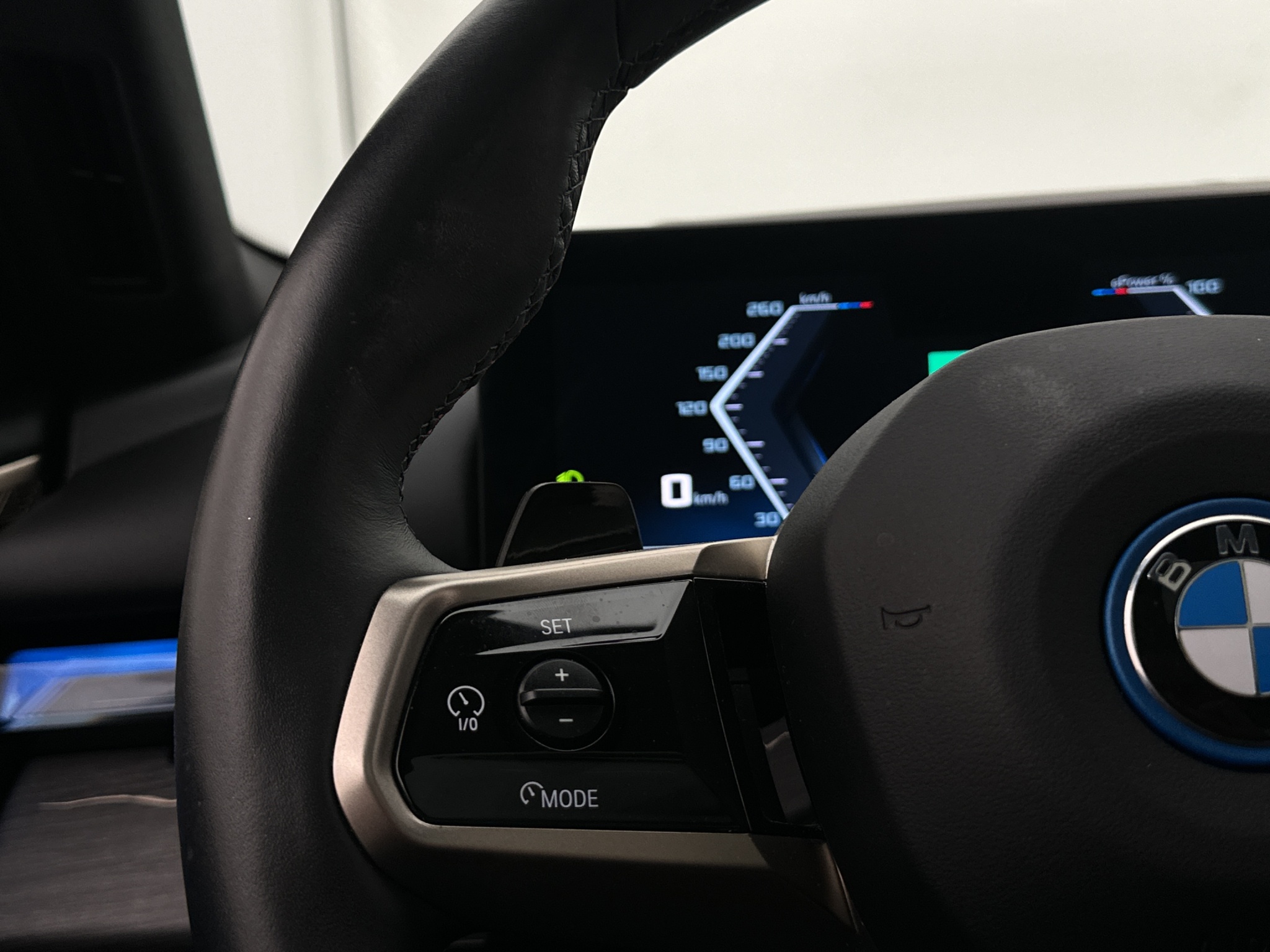 Bmw i5 2024 - miniatyr 18