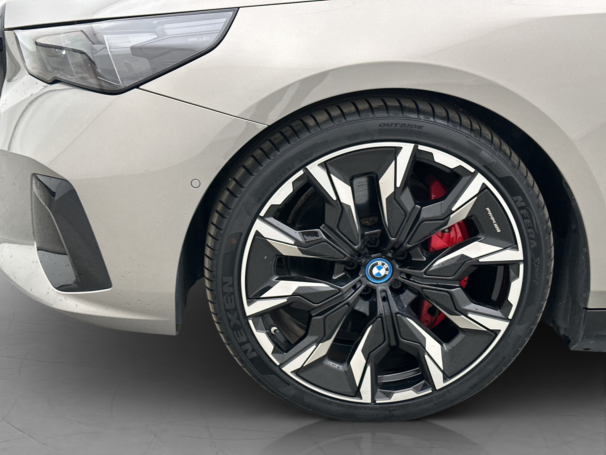 Bmw i5 2024 - miniatyr 44