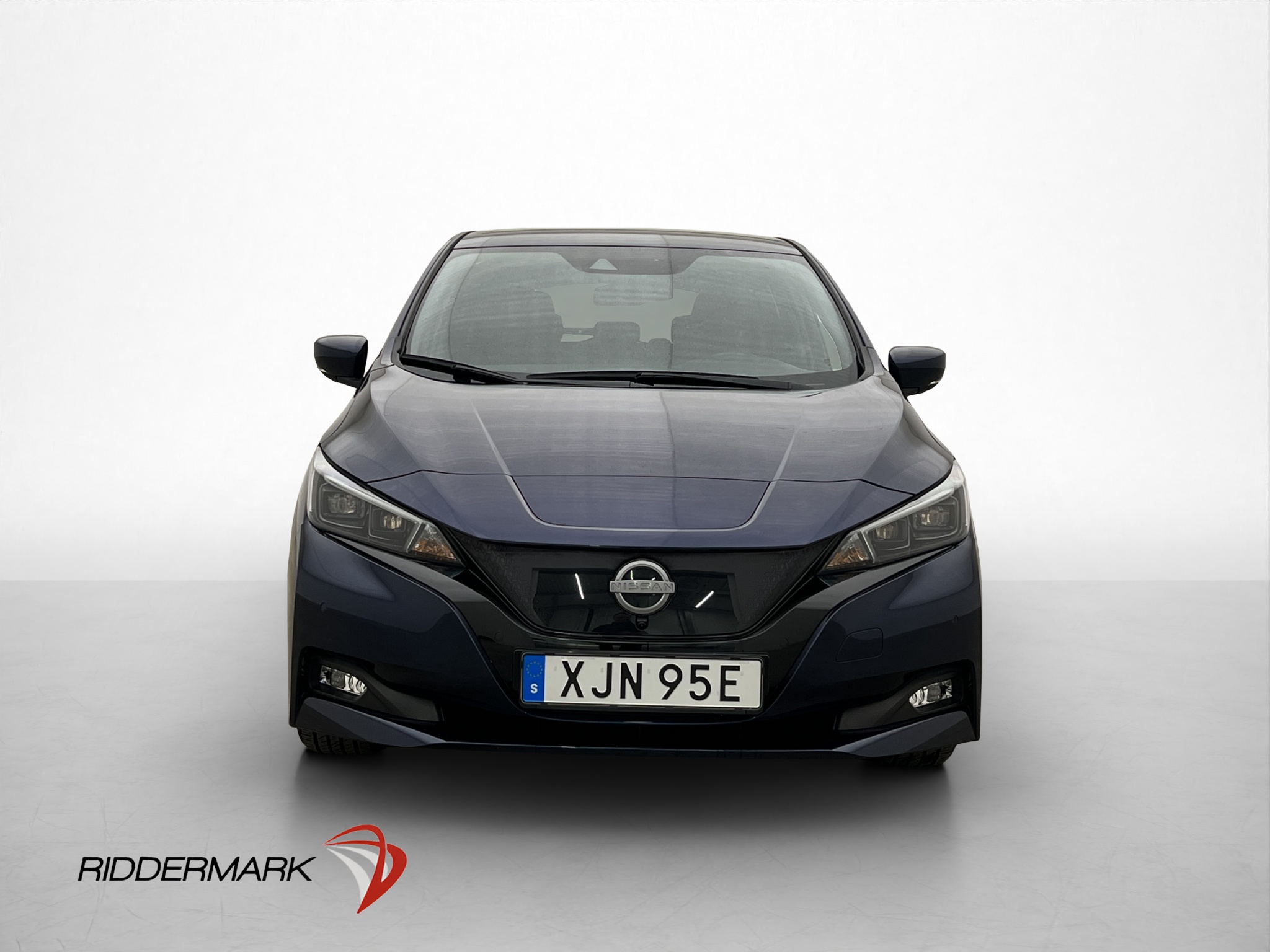 Nissan Leaf 2022 - miniatyr 3