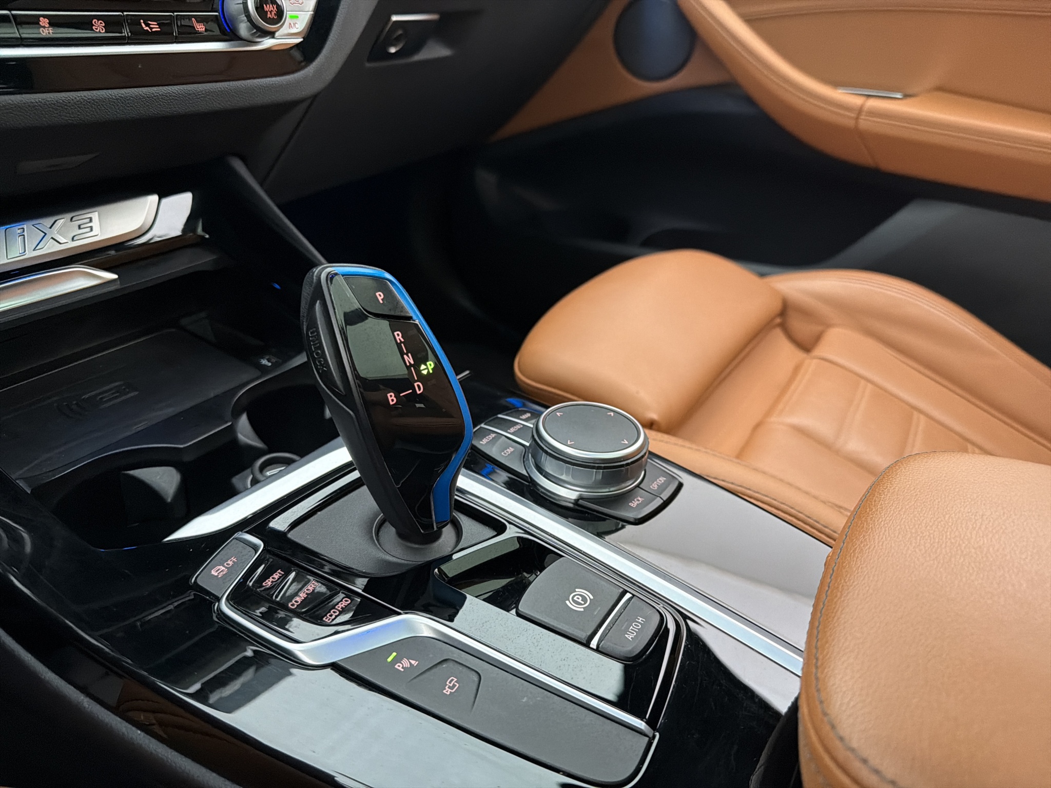Bmw iX3 2021 - miniatyr 24
