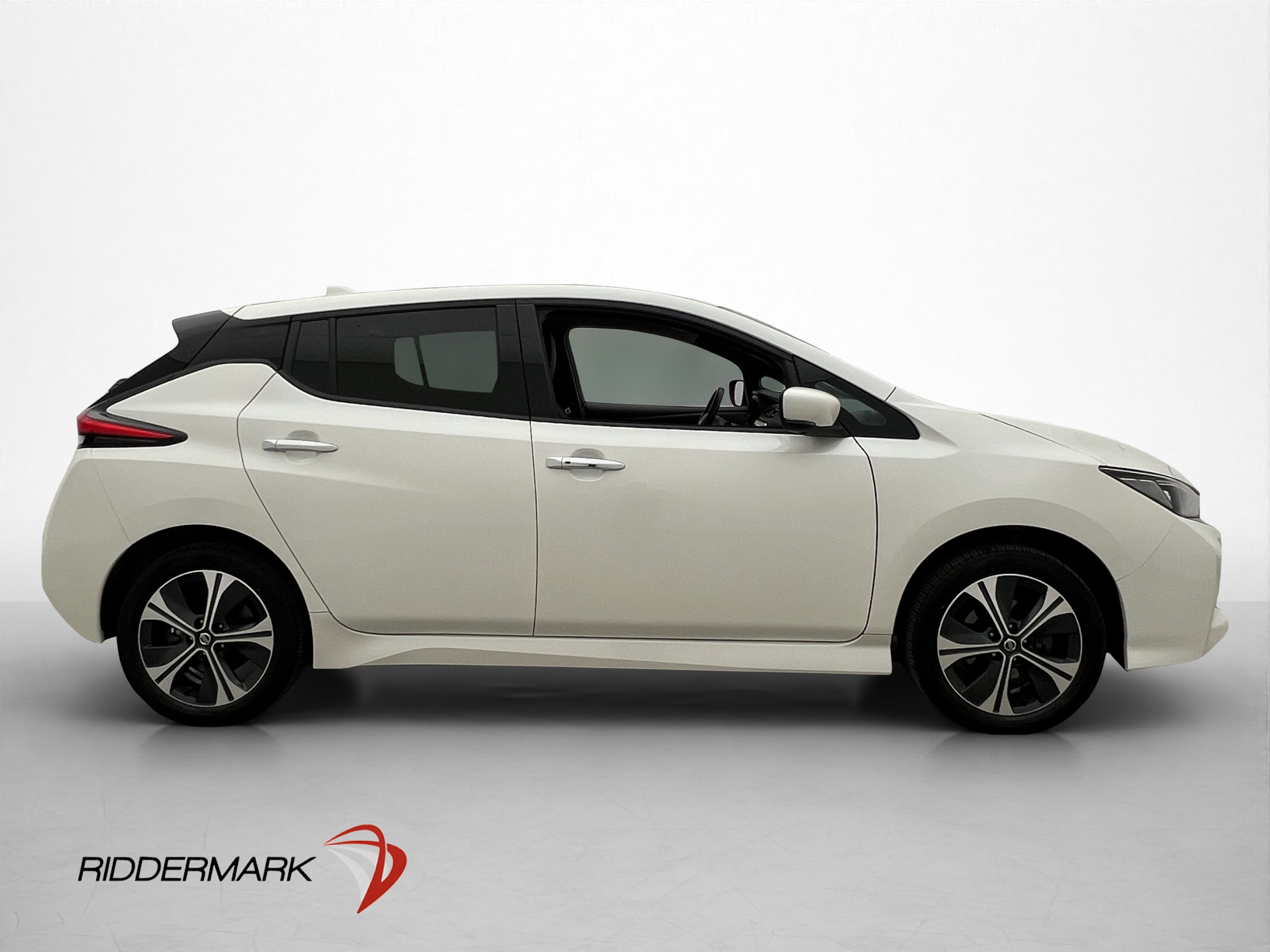 Nissan Leaf 2022 - miniatyr 15