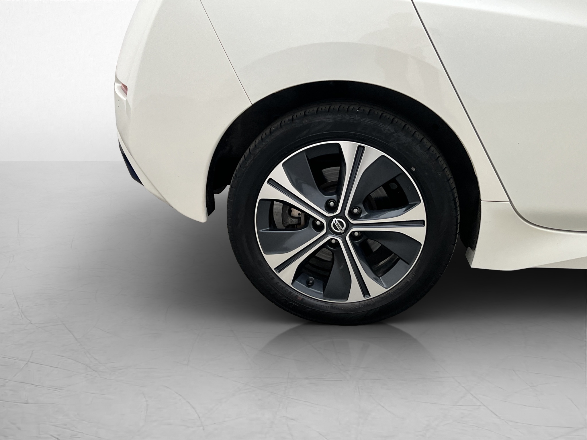 Nissan Leaf 2022 - miniatyr 30