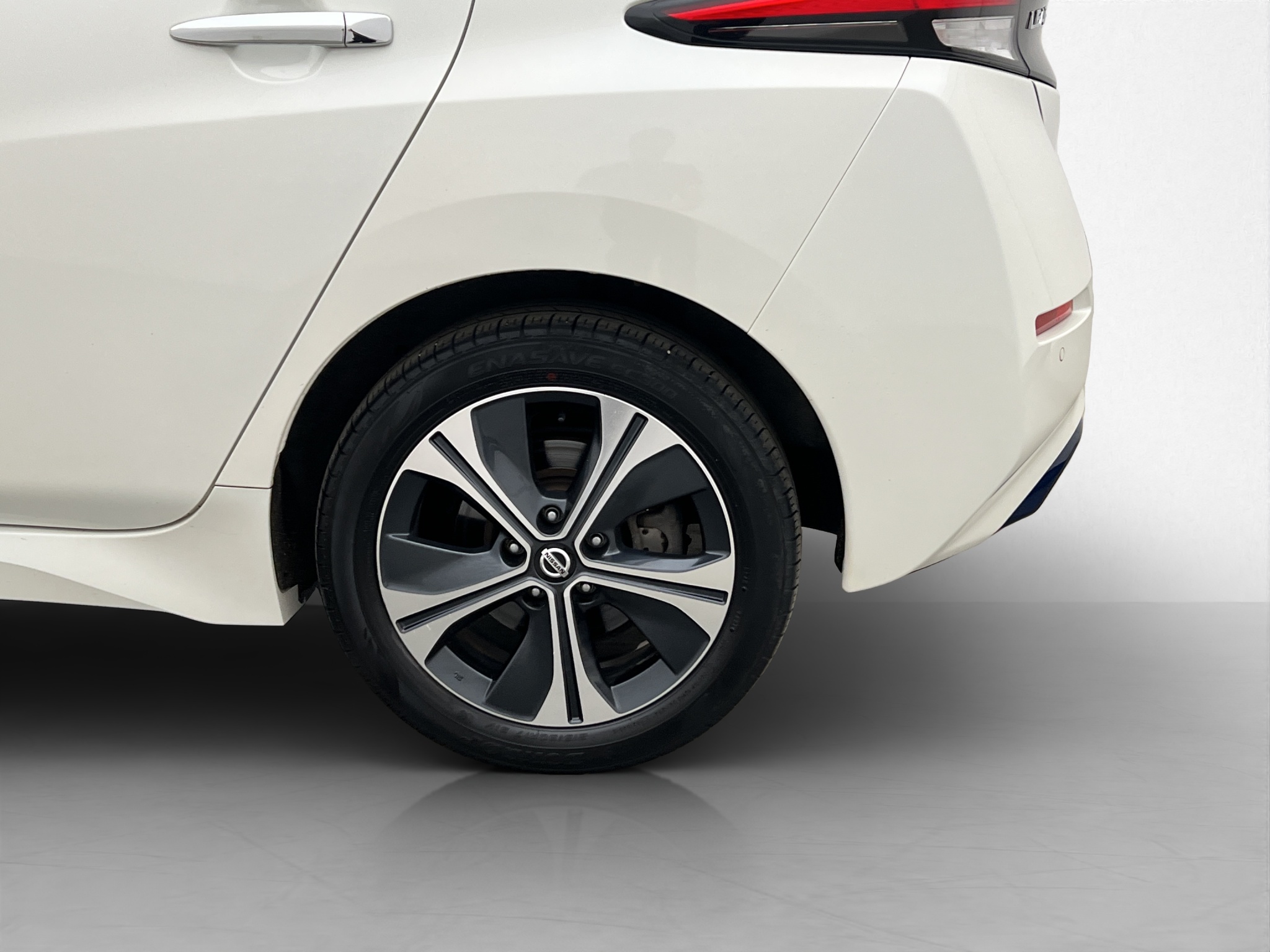 Nissan Leaf 2022 - miniatyr 33