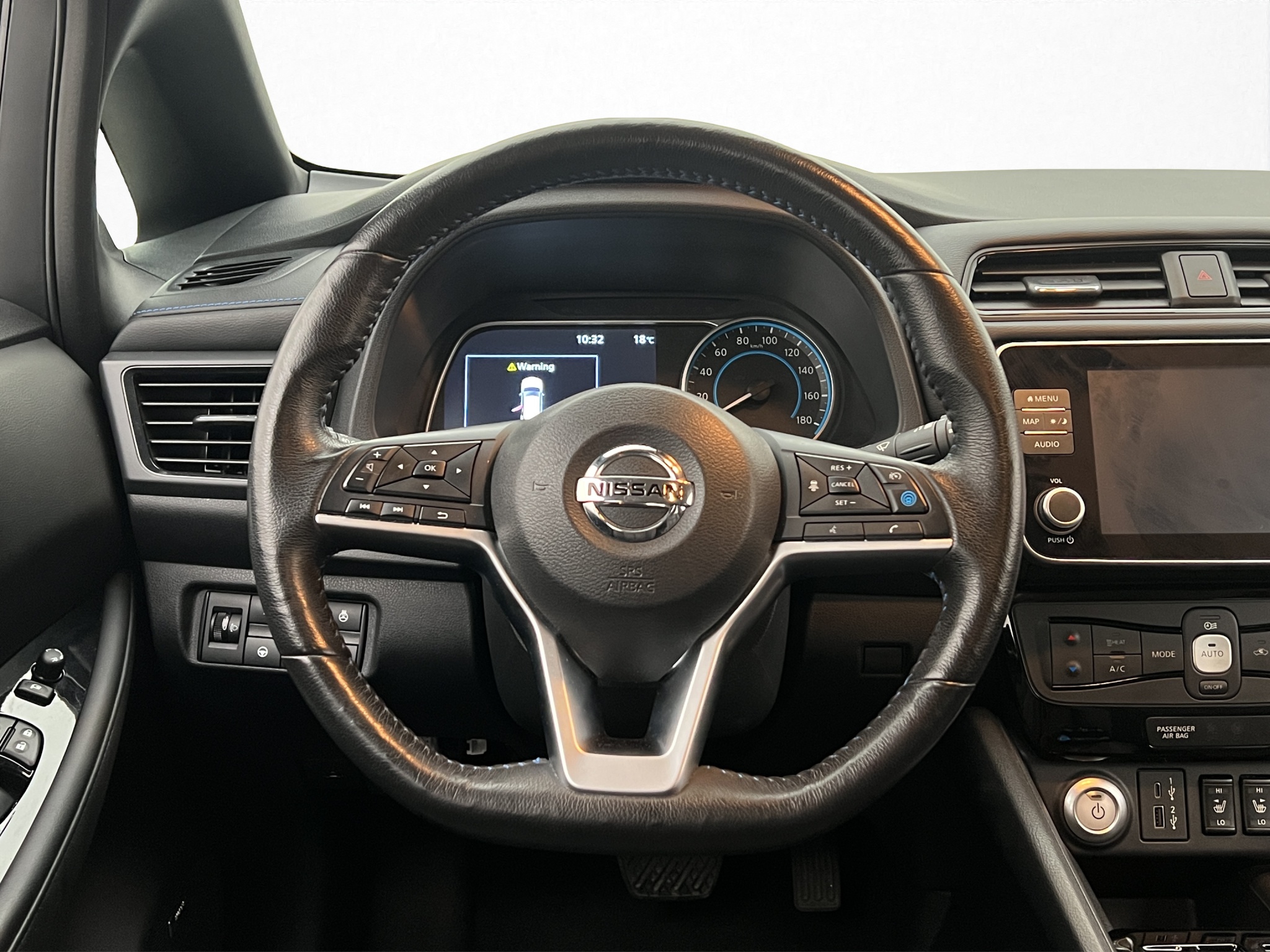 Nissan Leaf 2022 - miniatyr 8