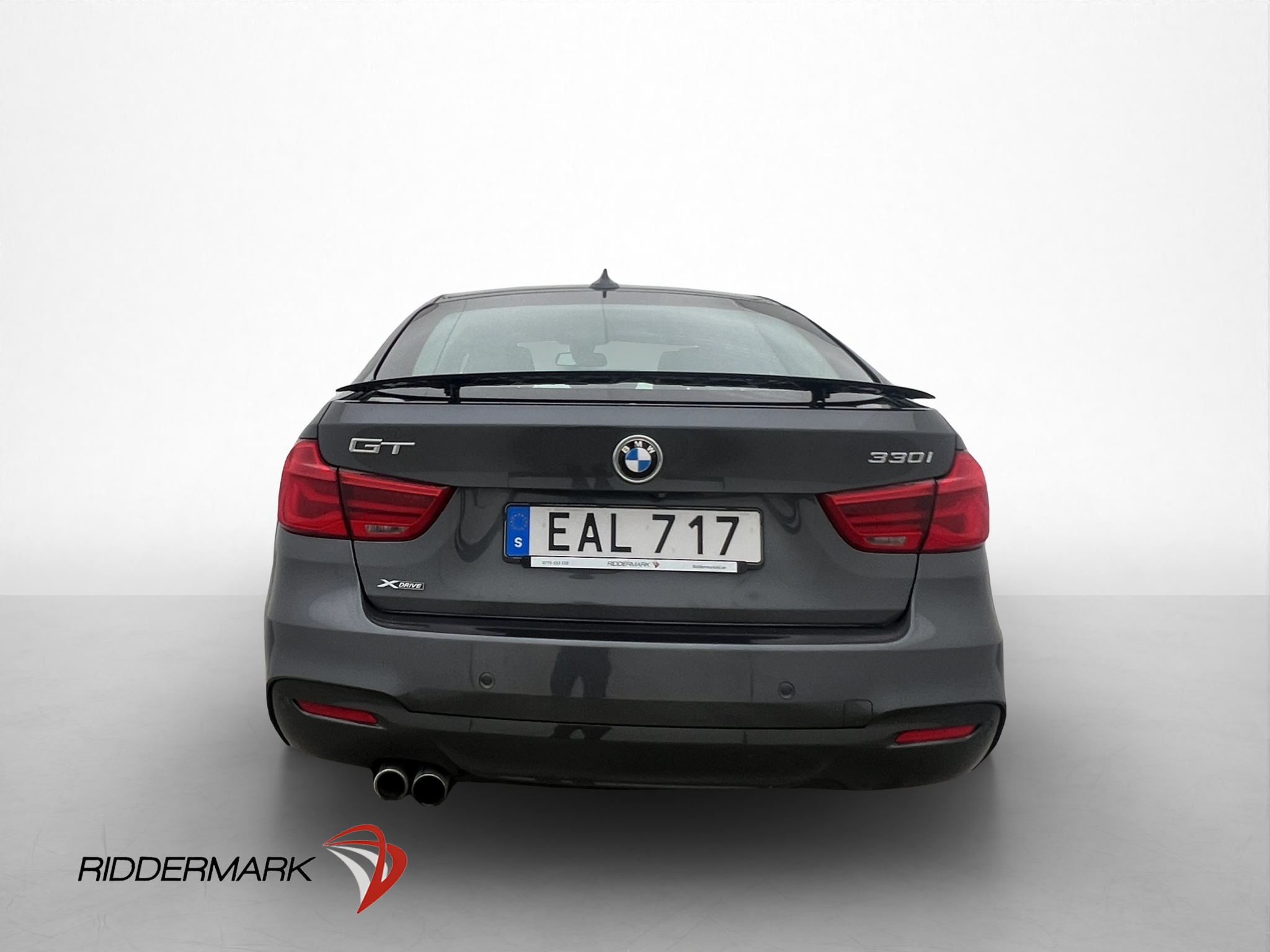 Bmw 330i 2018 - miniatyr 11