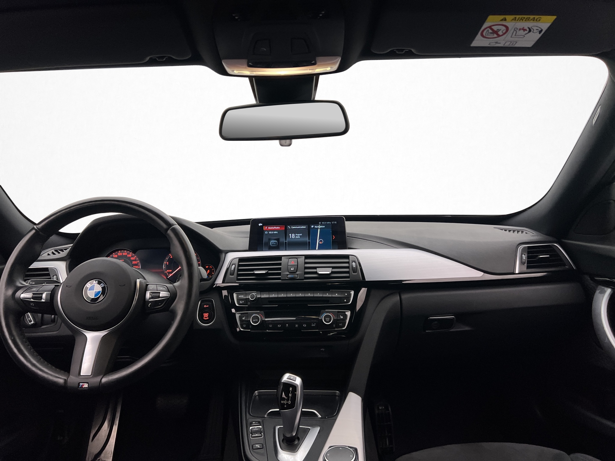 Bmw 330i 2018 - miniatyr 6