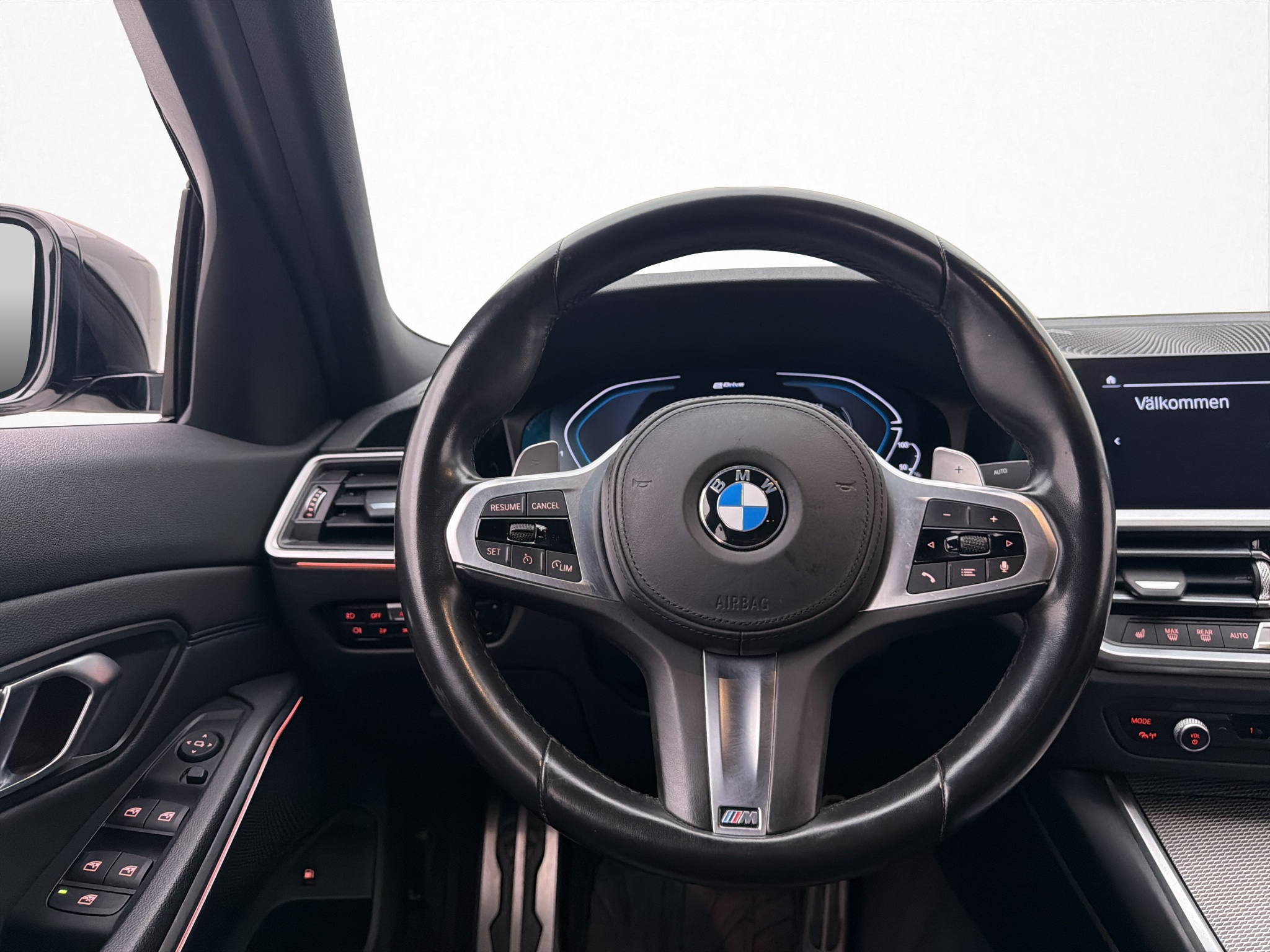 Bmw 330e 2020 - miniatyr 8