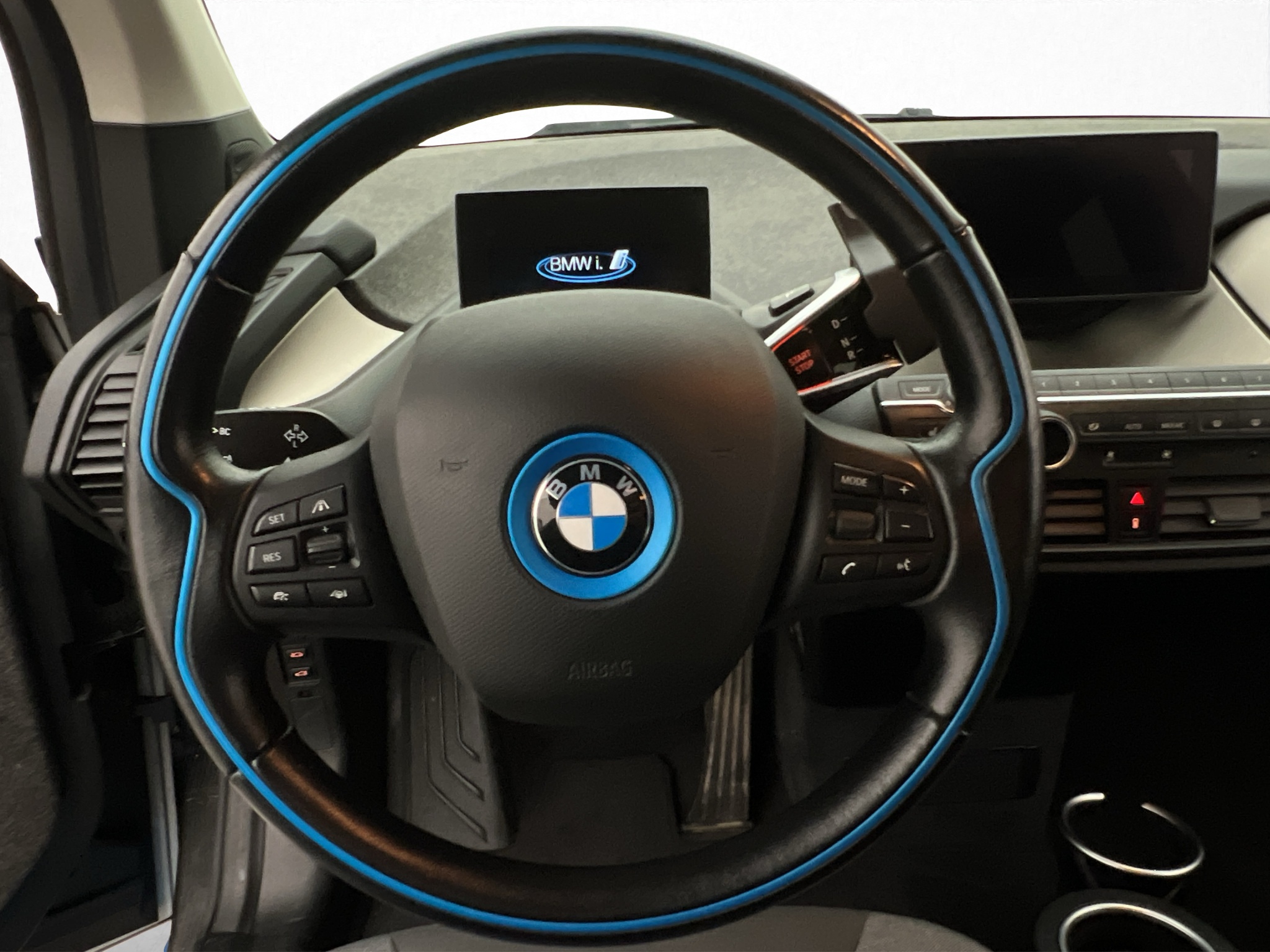 Bmw i3 2019 - miniatyr 10