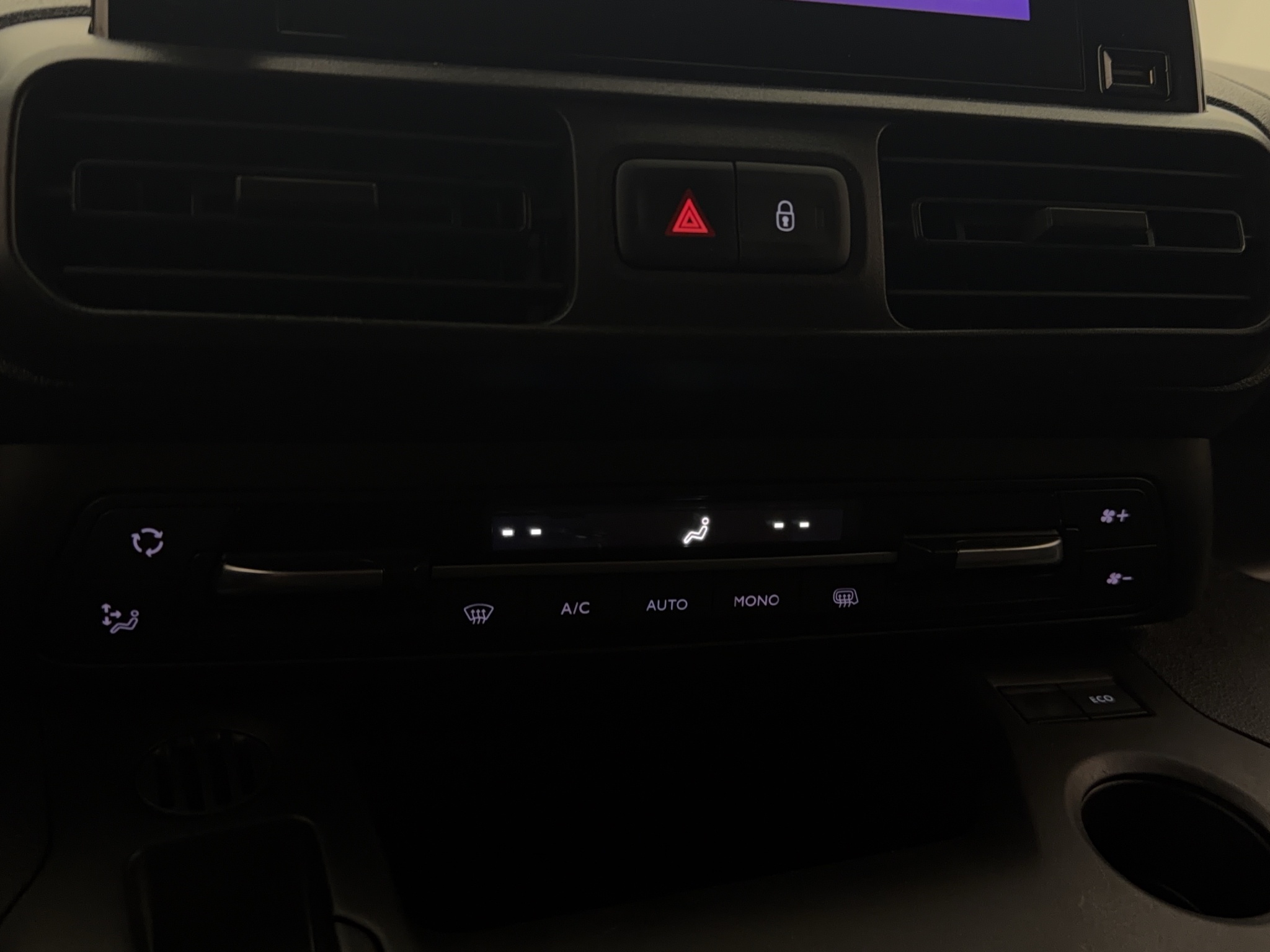Peugeot Partner 2021 - miniatyr 25