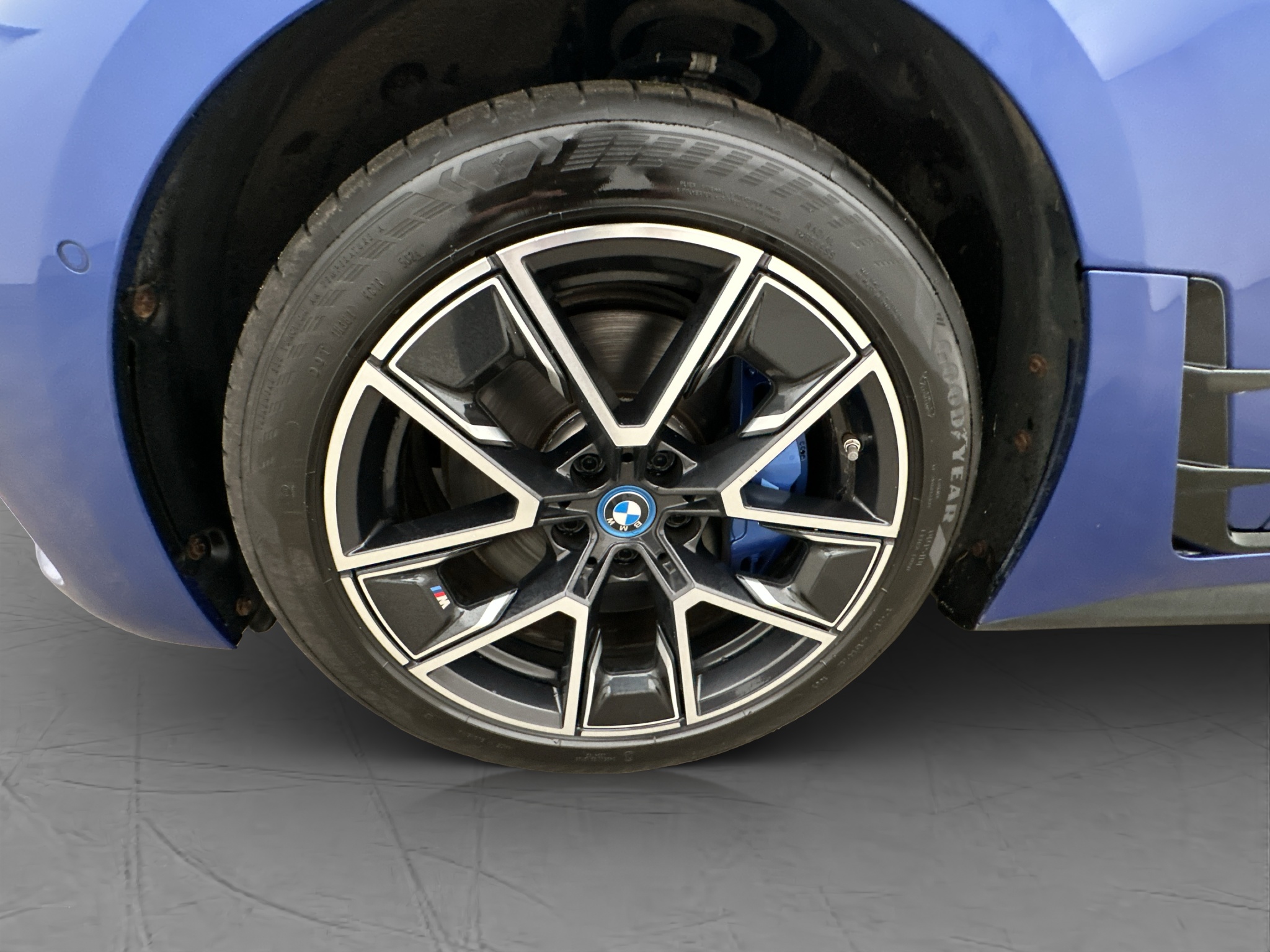 Bmw i4 2023 - miniatyr 28