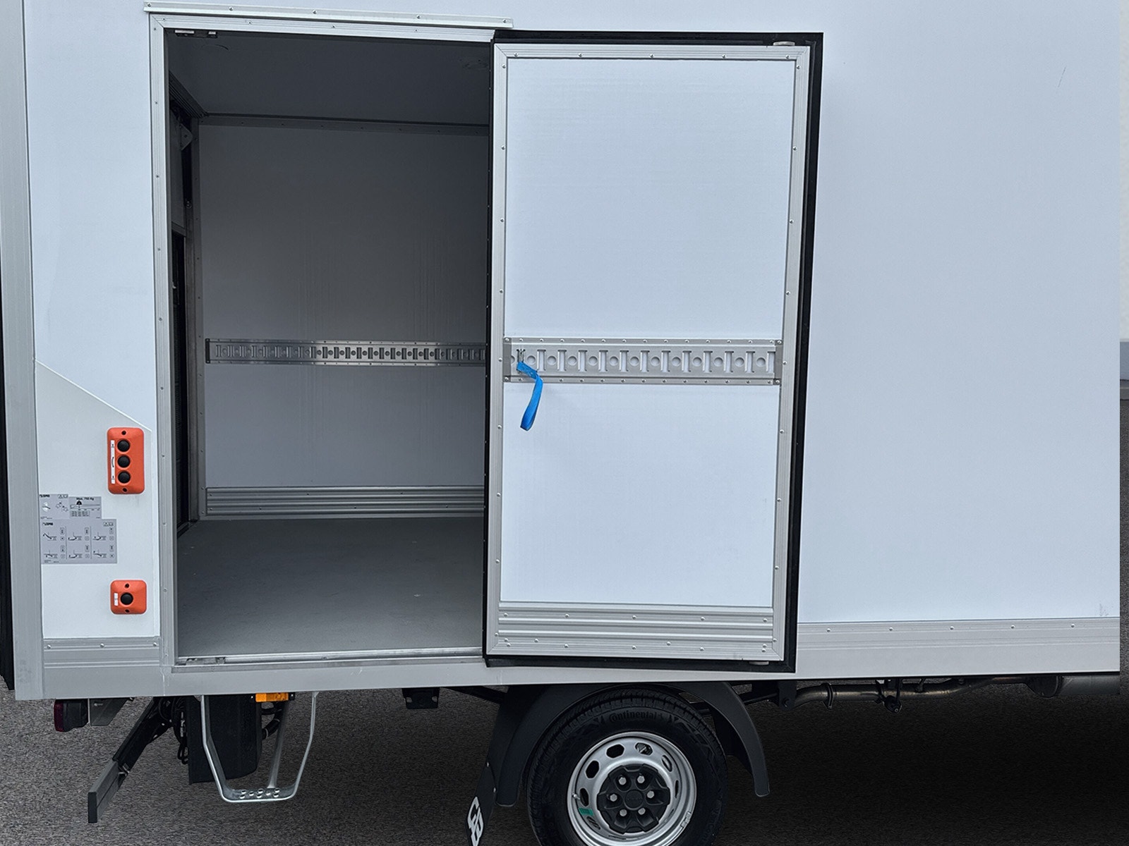 Iveco Daily 35s16 A8 19m3 Kylbil med bakgavelhiss 2025 - miniatyr 12