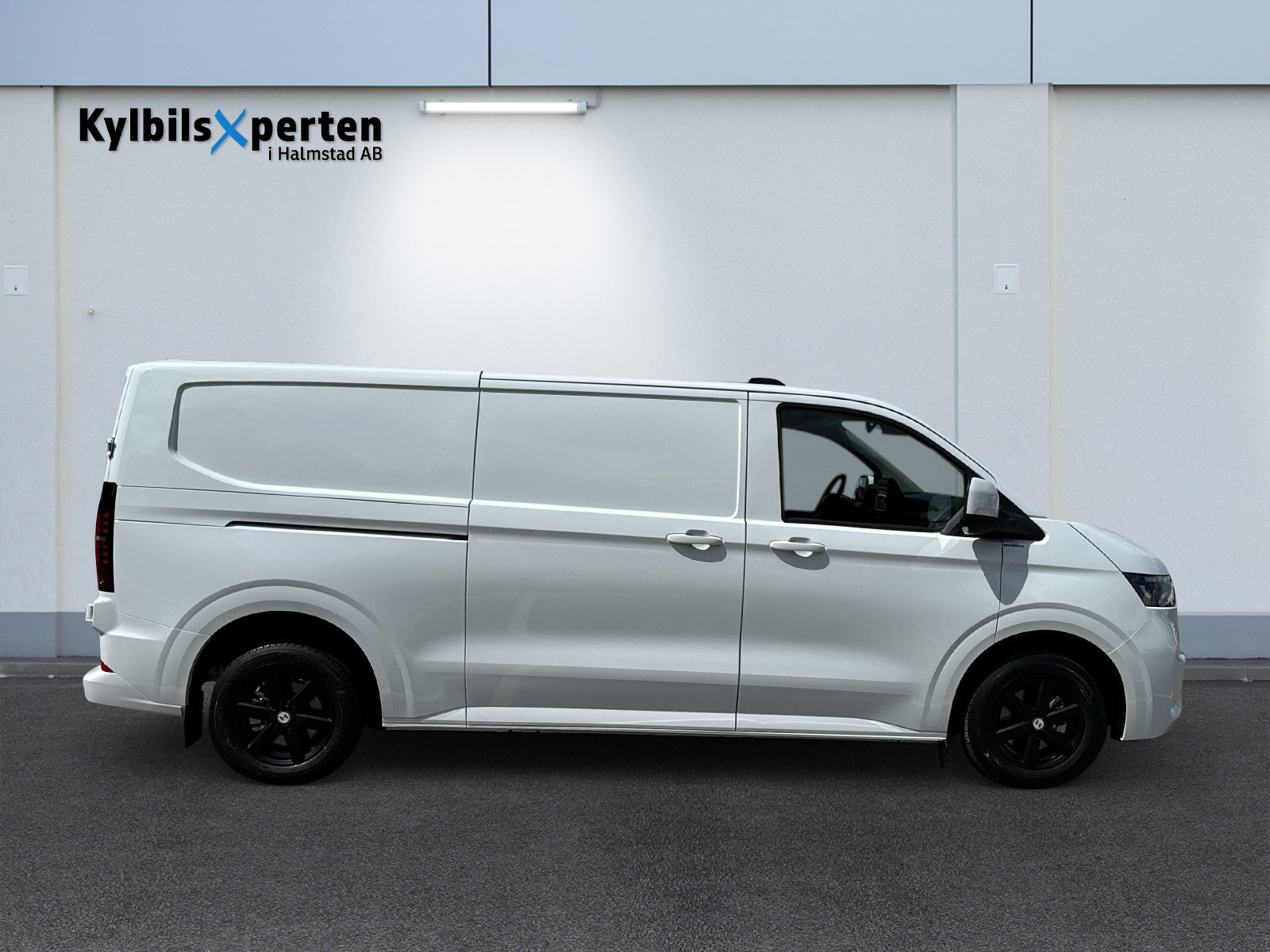 Volkswagen Transporter T7 20 TDI 150 hk AUT Transporter T7 2,0 TDI 150 hk AUT Kylbil 2026 - miniatyr 6