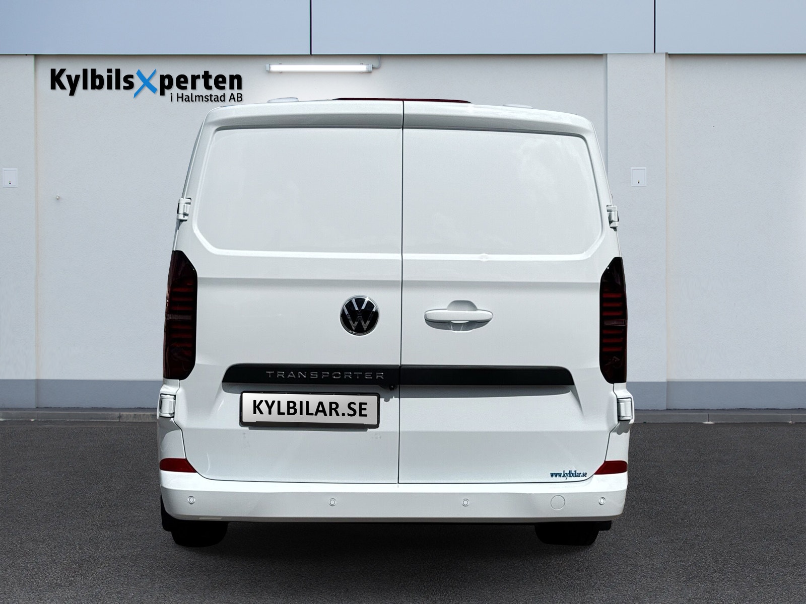 Volkswagen Transporter T7 20 TDI 150 hk AUT Transporter T7 2,0 TDI 150 hk AUT Kylbil 2026 - miniatyr 4