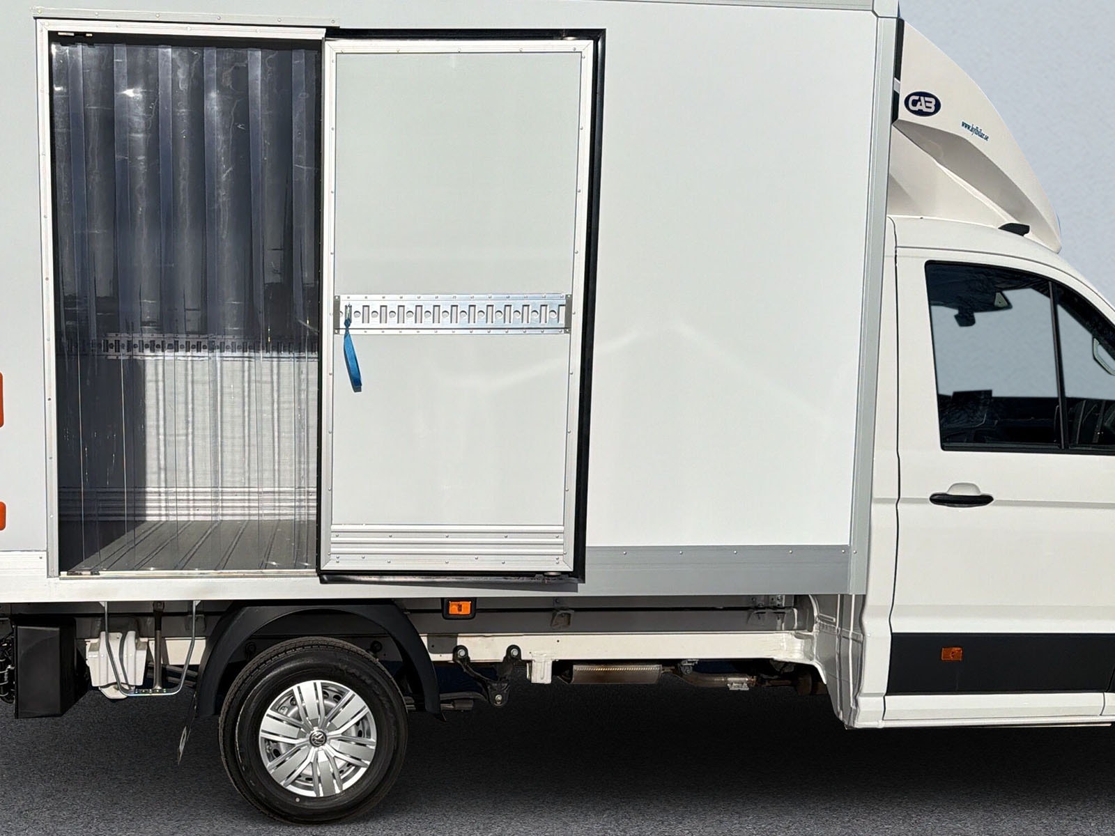 Volkswagen Crafter 35 L3 20 l TDI EU6 130 kW Automat Crafter 35 L3 2,0 l TDI EU6 130 kW Automat Kylbil 2026 - miniatyr 12