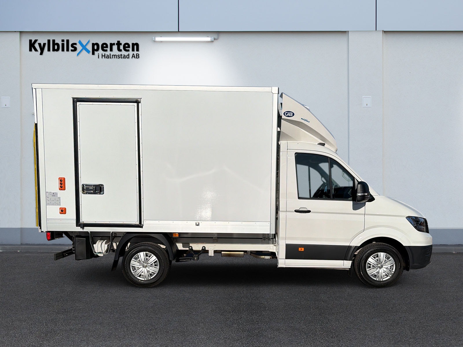 Volkswagen Crafter 35 L3 20 l TDI EU6 130 kW Automat Crafter 35 L3 2,0 l TDI EU6 130 kW Automat Kylbil 2026 - miniatyr 6