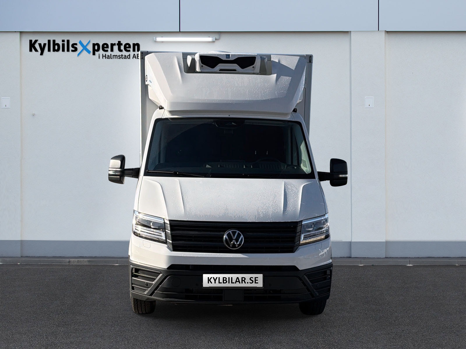Volkswagen Crafter 35 L3 20 l TDI EU6 130 kW Automat Crafter 35 L3 2,0 l TDI EU6 130 kW Automat Kylbil 2026 - miniatyr 8