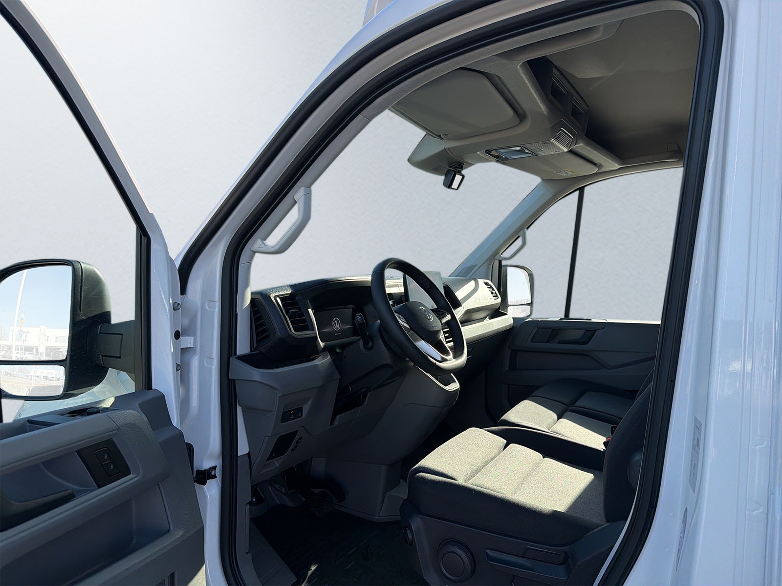 Volkswagen Crafter 35 L3 20 l TDI EU6 130 kW Automat Crafter 35 L3 2,0 l TDI EU6 130 kW Automat Kylbil 2026 - miniatyr 9