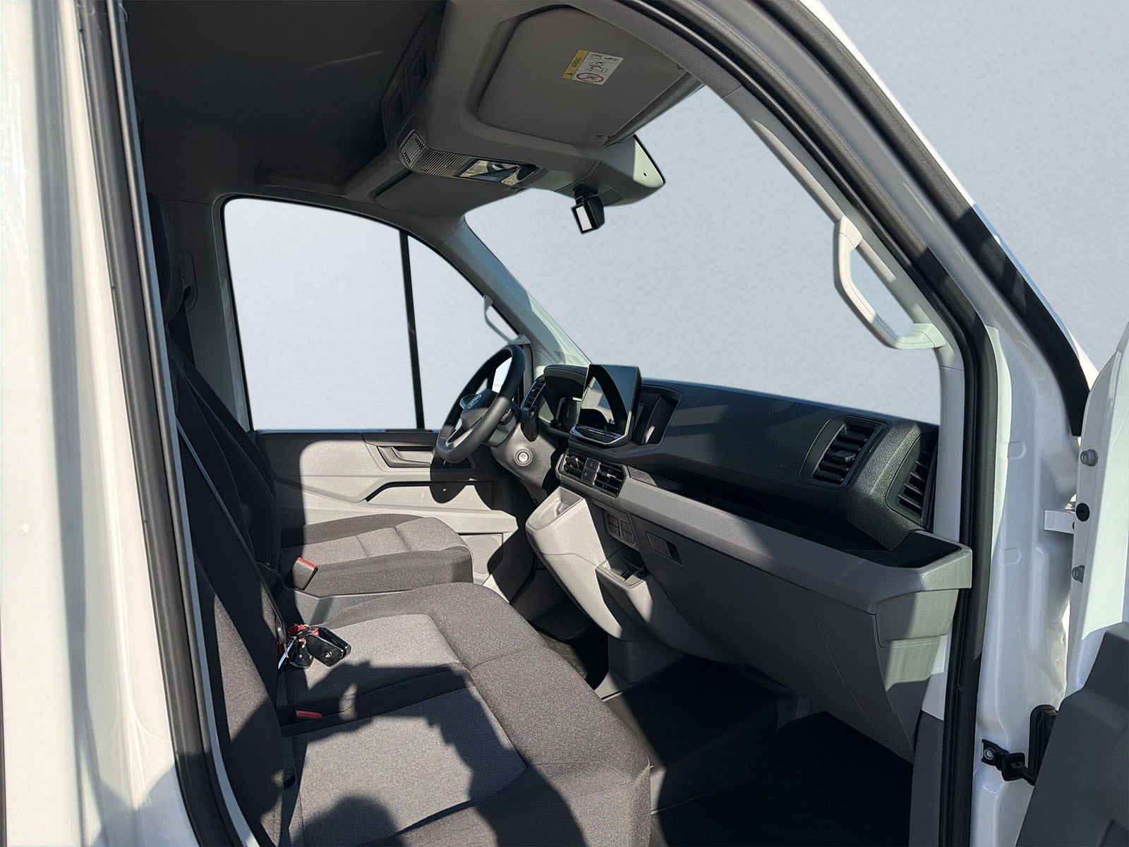Volkswagen Crafter 35 L3 20 l TDI EU6 130 kW Automat Crafter 35 L3 2,0 l TDI EU6 130 kW Automat Kylbil 2026 - miniatyr 10
