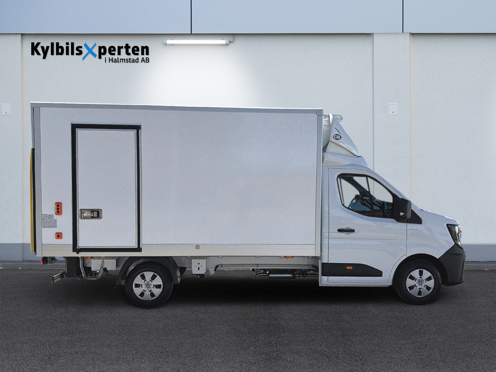 Renault Master Chassi L3 Euro VI 170hk 9AT Nordic Line Kylbil 2026 - miniatyr 6
