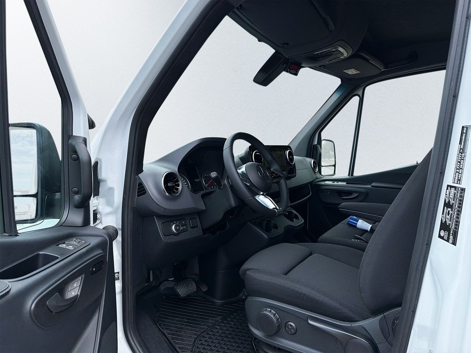 Mercedes-Benz Sprinter A2 Pro 317 CDI RWD 9G-Tronic Euro 6 Kylbil 2025 - miniatyr 9