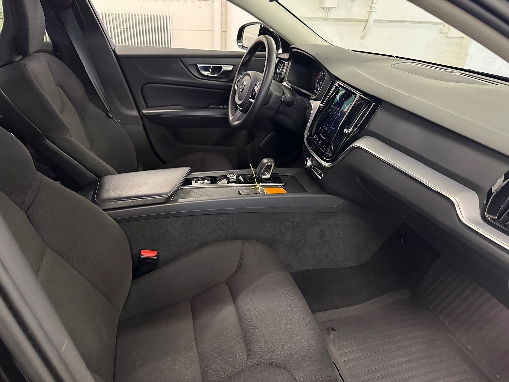 Volvo V60 Cross Country 2022 - miniatyr 17