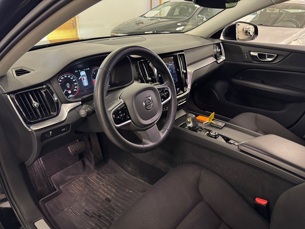 Volvo V60 Cross Country 2022 - miniatyr 20