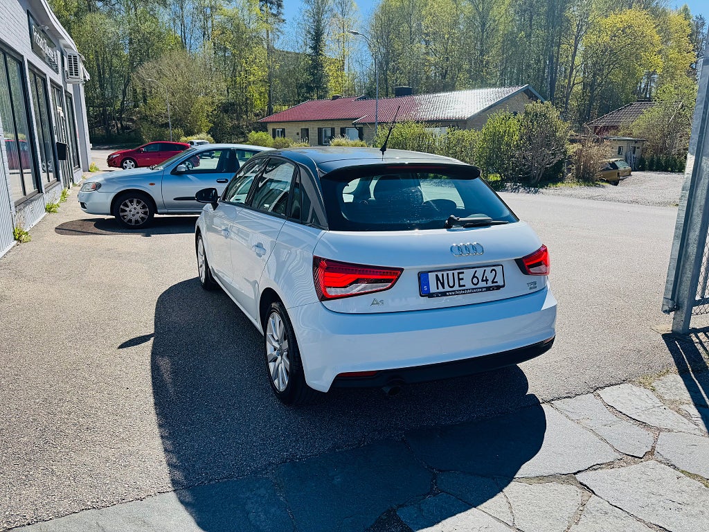 Audi A1 2016 - miniatyr 4