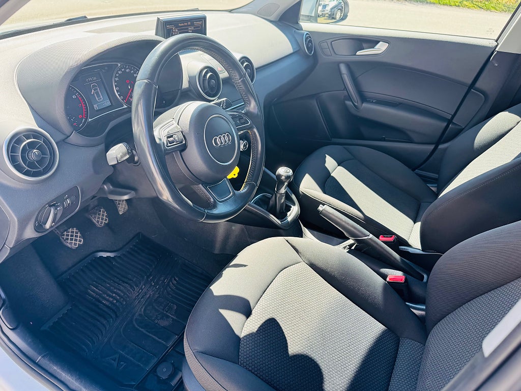 Audi A1 2016 - miniatyr 8