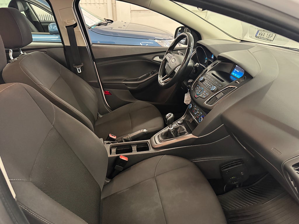 Ford Focus 2017 - miniatyr 16