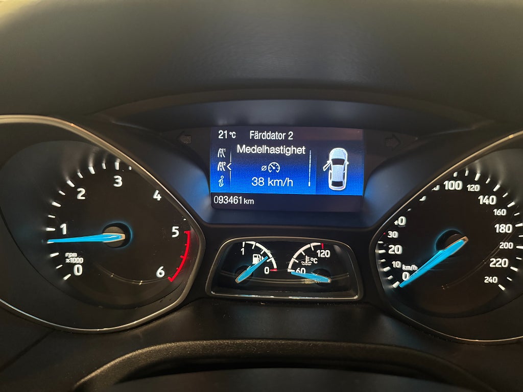 Ford Focus 2017 - miniatyr 21