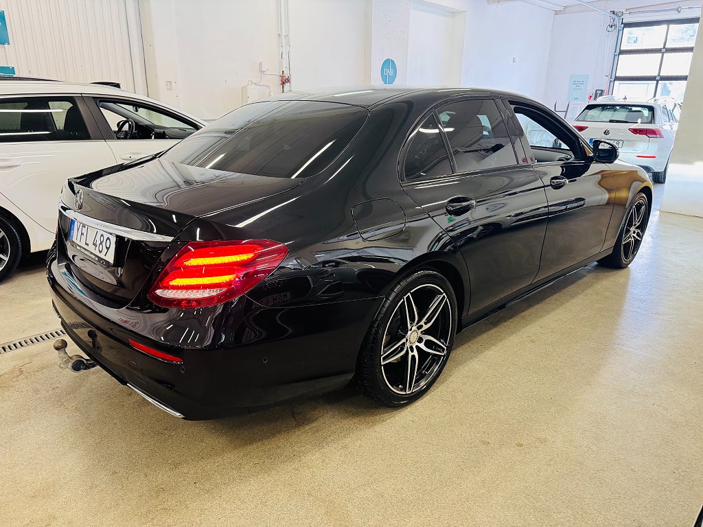 Mercedes-Benz E 2017 - miniatyr 15