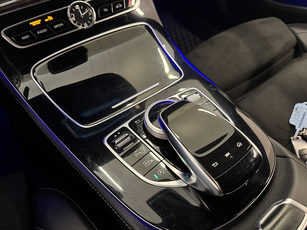 Mercedes-Benz E 2017 - miniatyr 23