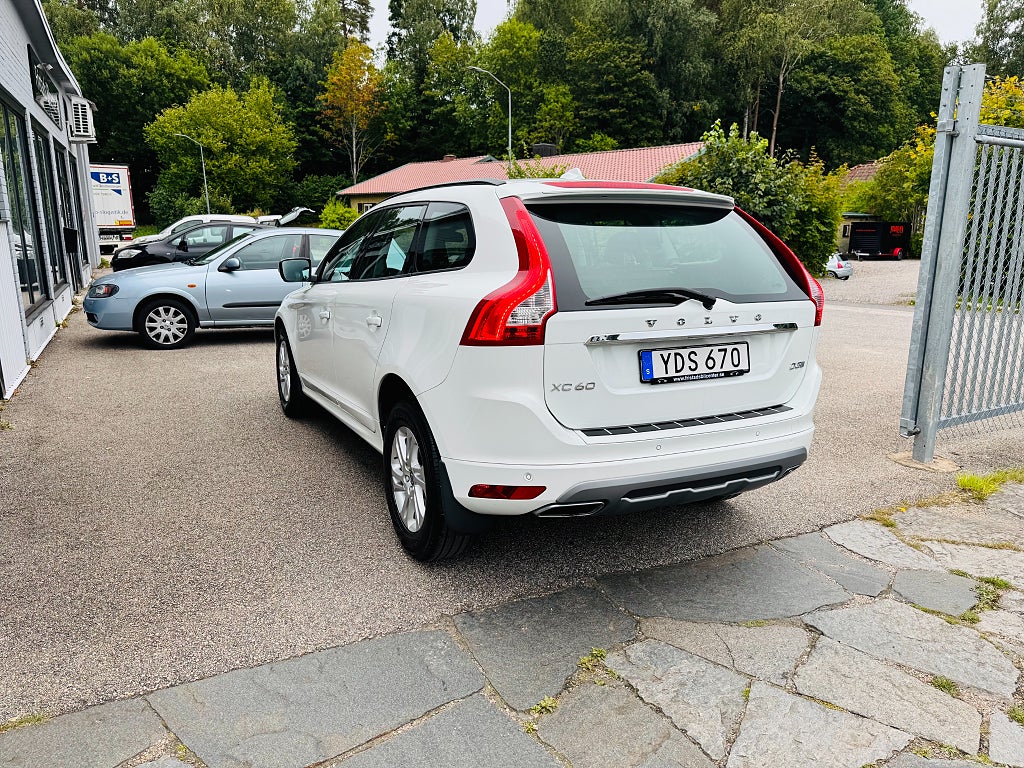 Volvo XC60 2017 - miniatyr 4