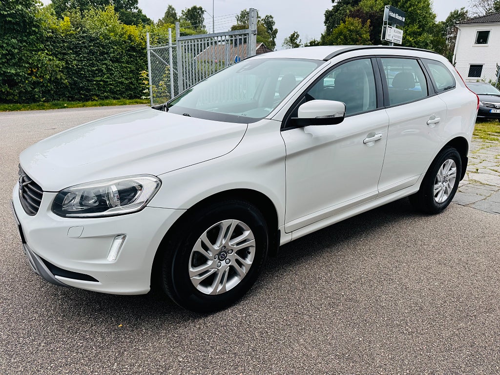 Volvo XC60 2017 - miniatyr 9